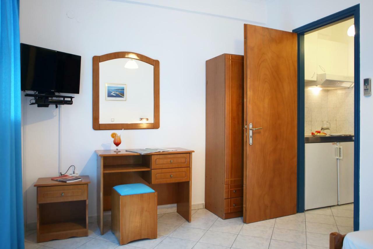 Theocharis Bros - Studios Apartments Áyios Nikítas 외부 사진