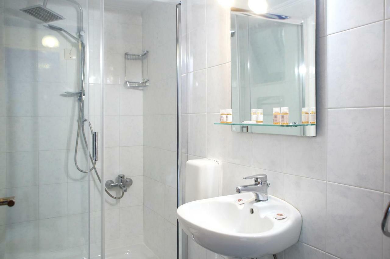 Theocharis Bros - Studios Apartments Áyios Nikítas 외부 사진