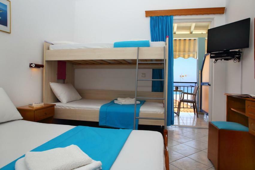 Theocharis Bros - Studios Apartments Áyios Nikítas 외부 사진
